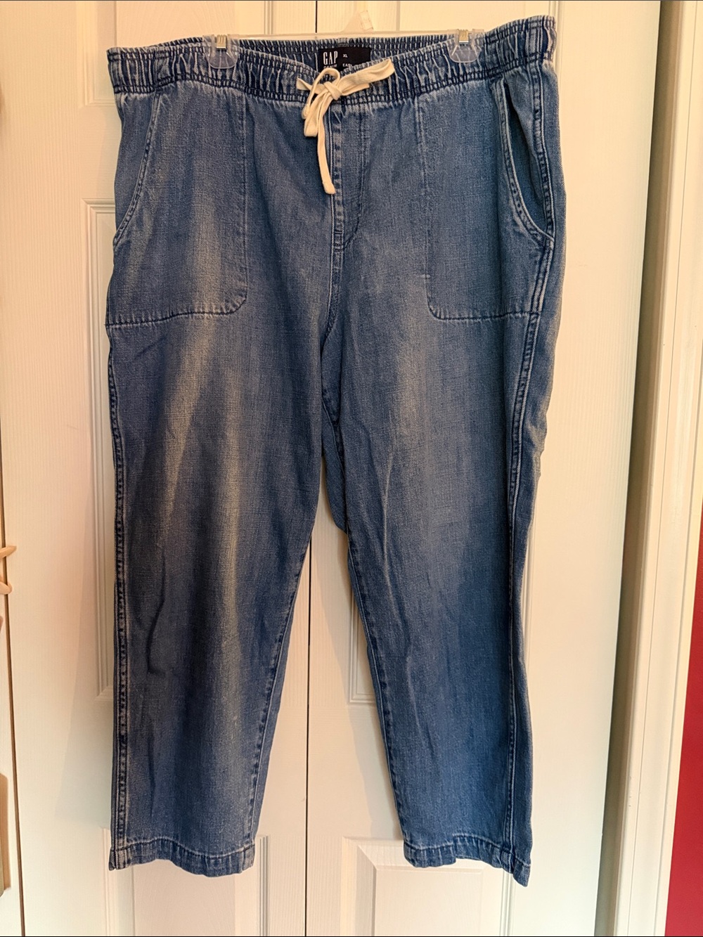 GAP Women’s Light Blue Relaxed Denim Joggers